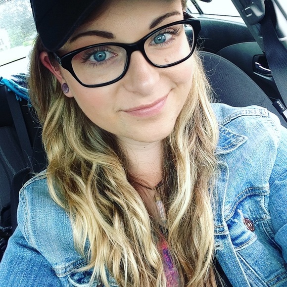 Welcome to my Posh Rabbit Hole! π°π - Picture 2 of 2